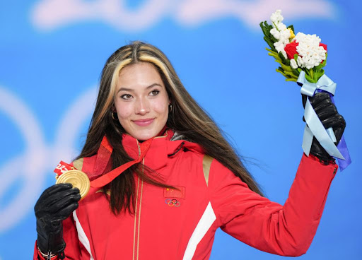 千亿：塑造完美马甲线，单杠吊架让你更有自信！